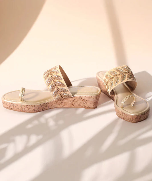 Lace Wedges - Gold