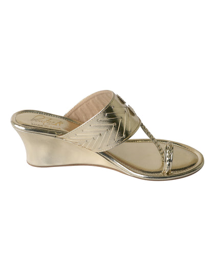 Kolhapuri Wedges - Gold