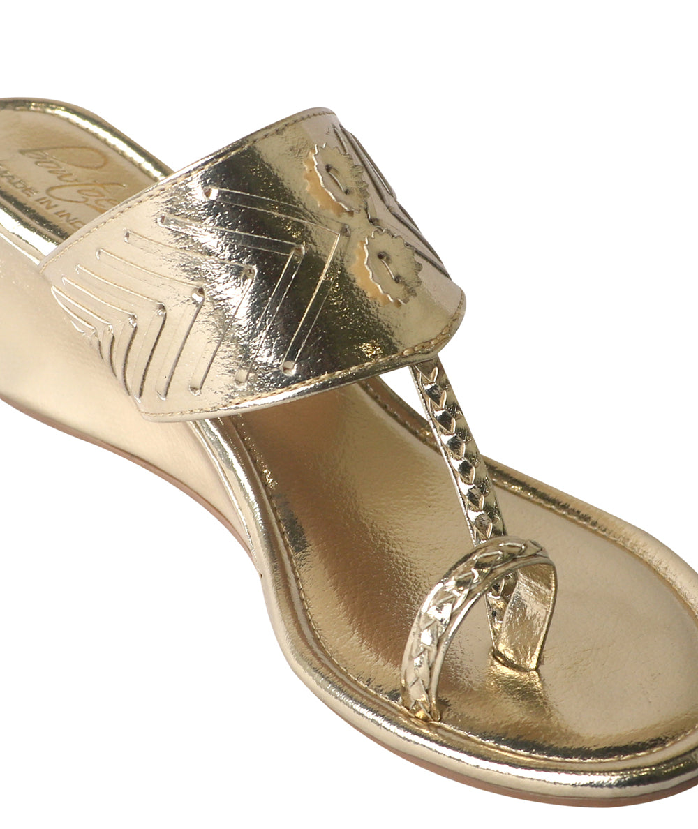 Kolhapuri Wedges - Gold