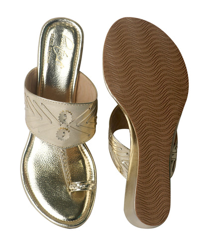 Kolhapuri Wedges - Gold